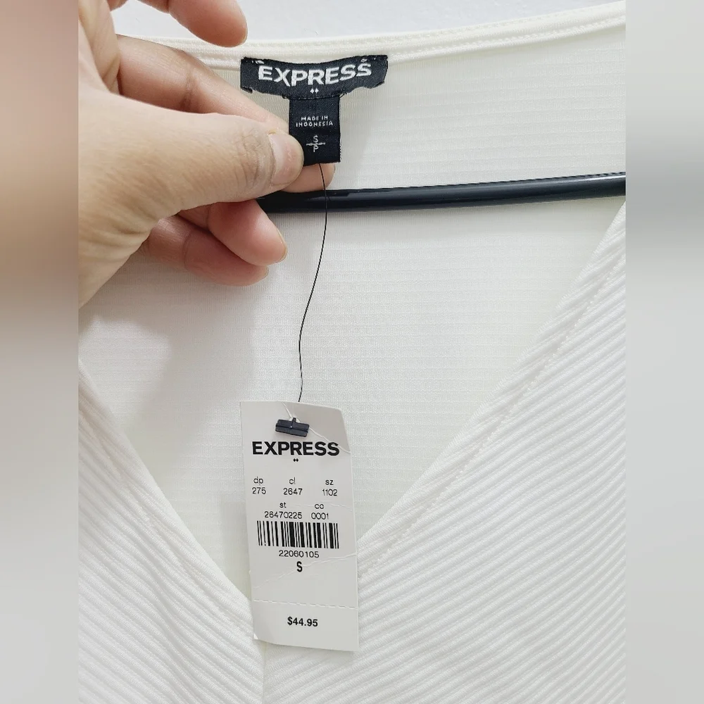 Express Blouse White with Waist Tie Detail - Size S​ - Picture 4 of 6